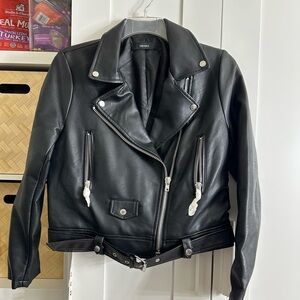 Black Faux Leather Moto Jacket NWOT forever 21 L